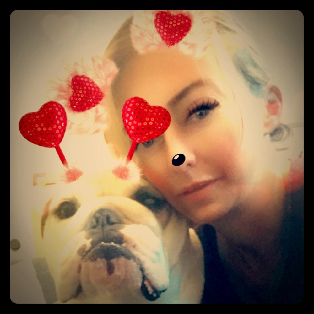 Welcome to my closet!!! Thanks for stopping by!